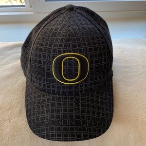 Mens Nike Oregon ducks hat